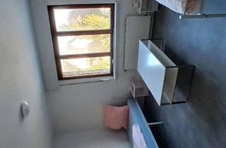 Immobilie mieten in Wiedstraße 30, 53859 Niederkassel, Möblierte 2-Zimmer Wohnung mit Terrasse