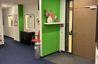 Geschäftslokal mieten in Sachsentor 58, 21029 Bergedorf, Nachmieter gesucht für Ladeneinheit im 2.OG des Ärztehauses Sachsentor