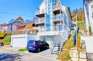 Wohnung kaufen in 71083 Herrenberg, Herrlicher Ausblick: Kernsanierte Wohnung in Bestlage mit direktem Gartenzugang