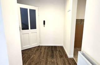 Wohnung kaufen in Schurwaldstraße 74, 70186 Ost, Sichere Kapitalanlage: kernsanierte & vermietete 2-Zimmer-Wohnung in Stuttgart-Ost