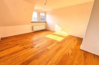 Wohnung kaufen in Nelkenstraße, 90559 Burgthann, Renovierte 4 Zimmer Wohnung mit Balkon in Burgthann - Ohne Provision