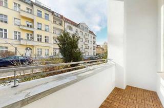 Wohnung kaufen in 12489 Adlershof, 3-Zimmer-Altbauwohnung mit exklusiver Gartenfläche und Balkon