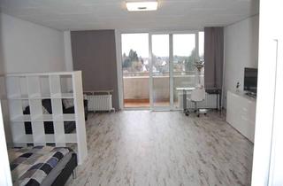 Wohnung kaufen in Erlenweg, 61352 Bad Homburg, Charmantes 1-Zimmer Apartment im 7. OG mit Balkon in Bad Homburg