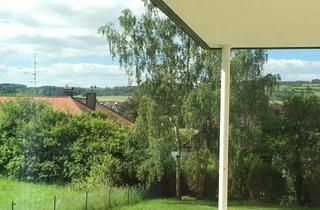 Wohnung mieten in 95502 Himmelkron, Traumlage 4,5 Zimmer Garage EBK Kamin Terrasse EG Garten