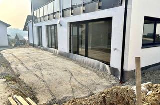 Wohnung mieten in 94034 Hacklberg, 2,5-Zimmer-Neubauwohnung mit Etagen-Alleinlage und 30 m² Terrasse