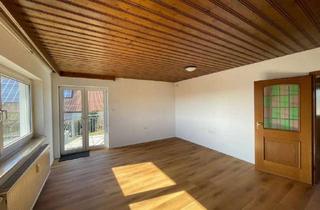 Wohnung mieten in 91322 Gräfenberg, Natur pur! Schöne 2-Zimmer-Balkon-Wohnung mit Einbauküche & Garagenstellplatz in Sollenberg