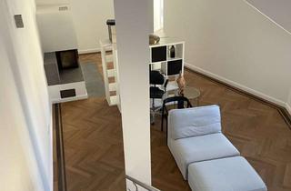 Wohnung mieten in 10435 Prenzlauer Berg, Repräsentative Dachgeschosswohnung mit 2 Terrassen, Balkon und zwei Kaminen