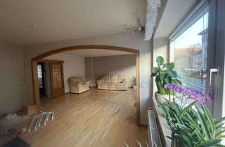 Wohnung mieten in Adalbertsteinweg 99, 52070 Aachen, Große 4-Zimmer Wohnung in Aachen mit Wintergarten, WG tauglich