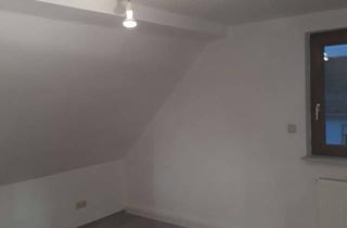 Wohnung mieten in 63303 Dreieich, 2,5-Zimmer Dachgeschosswohnung in Dreieich-Sprendlingen
