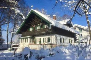 Einfamilienhaus kaufen in Schwaigangerstr., 82418 Murnau, Geräumiges Einfamilienhaus mit 6 Zimmern, Grundstück 1212 m² plus Baurecht in Murnau am Staffelsee