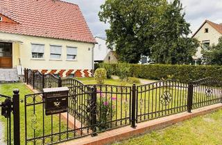 Haus kaufen in 16269 Wriezen, Idyl., gepflegtes 1.277 qm Grundstück inkl. DHH mit Nebengelass, Keller - Gartenbereich - Wriezen!