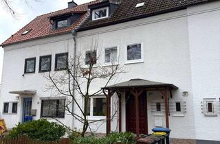 Reihenhaus kaufen in Petermannstr. 24, 30455 Badenstedt, Badenstedt - Reihenhaus mit Wintergarten und Garage in beliebter Lage