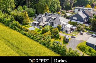 Villa kaufen in 21224 Rosengarten, Wohntraum-Ensemble: Reedervilla & Gästehaus in Toplage mit privatem Waldzugang