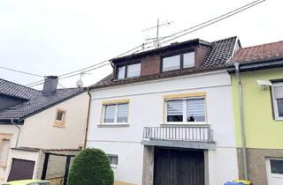 Einfamilienhaus kaufen in 66346 Püttlingen, Püttlingen - Zentrales Einfamilienhaus für große Familien oder zwei Wohnungen mit großem Garten