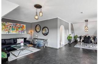 Wohnung kaufen in 50667 Köln, Köln - Sanierte 5-Zimmer Eigentumswohnung in Hennef mit Garten