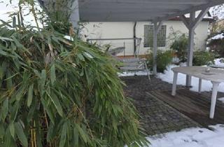 Wohnung mieten in 97526 Sennfeld, Sennfeld - 3-Zimmer-Mietwohnung mit Stellplatz und Garage sowie Garten mit Freisitz und Teich sowie Wasserlauf in 97456 Sennfeld (1592)