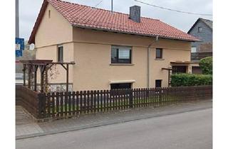 Haus kaufen in 55758 Niederwörresbach, Niederwörresbach - Sonnenlage Zweifamilienhaus in Herrstein