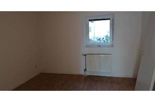 Wohnung kaufen in 94315 Straubing, Straubing - 4 Zimmer EG Wohnung mit Tiefgarage in Ittling - Straubing