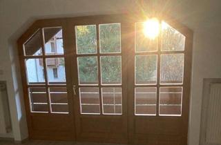 Wohnung kaufen in 80796 München, München - 2-Zimmer DG-Wohnung (63m2) Deggendorf zu verkaufen