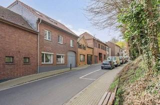 Haus kaufen in 52538 Selfkant, Selfkant - Hillensberg - Großzügiges Zweifamilienhaus mit Innenhof, Halle und vielseitiger Nutzung - Selfkant - Hillensberg!