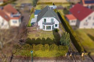 Einfamilienhaus kaufen in 16818 Walsleben, Märkisch Linden - KENSINGTON - EXKLUSIV - Wohnensemble: Einfamilienhaus und Bungalow auf großzügigem Grundstück