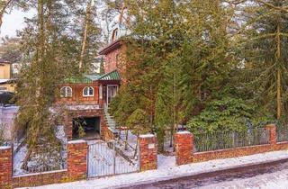Villa kaufen in 13465 Berlin, Berlin - Versteckte Villenperle im Frohnauer Grün - mit viel Potenzial