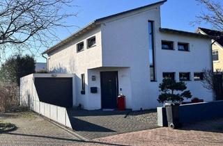 Einfamilienhaus kaufen in 47199 Duisburg, Duisburg - Modernes, freistehendes 5-Zimmer-Einfamilienhaus im Bauhausstil mit 2 Garagen und Garten