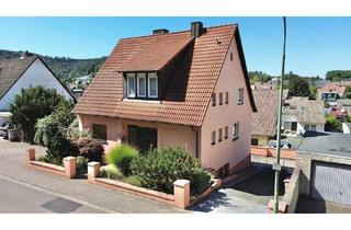 Haus kaufen in 67661 Kaiserslautern, Kaiserslautern - KL-Hohenecken: Freistehendes Zweifamilienhaus mit Doppelgarage, PKW-Stellplätzen und Garten