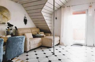 Wohnung kaufen in 75181 Eutingen, Attraktive 2 Zimmer-Dachgeschoss- Wohnung mit toller Aussicht - gut vermietet.