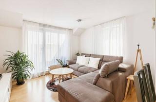 Wohnung kaufen in 71144 Steinenbronn, Weitblick inklusive – stilvolle 3-Zimmer-Wohnung im Dachgeschoss