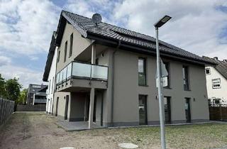Wohnung kaufen in 33758 Schloß Holte-Stukenbrock, Neubau-Dachgeschosswohnung nach KfW40-EE-Standard