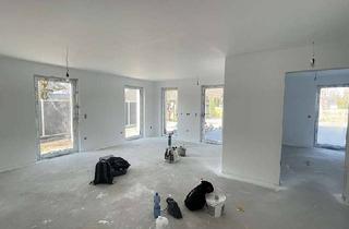 Wohnung kaufen in 33758 Schloß Holte-Stukenbrock, Erdgeschosswohnung mit Gartenanteil