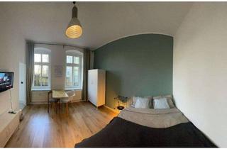 Wohnung kaufen in Friedrichsberger Straße 13, 10243 Friedrichshain, Renovated, fully furnished 1-bedroom apartment in Berlin – available immediately and commission free