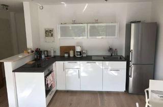 Wohnung kaufen in Nesselrodestraße 18 c, 50735 Niehl, 2-Zimmer Wohnung in Köln-Niehl