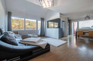 Wohnung kaufen in 97456 Dittelbrunn, Schöne 4- Zi. Eigentumswohnung mit ca. 105m² in Dittelbrunn zvk.