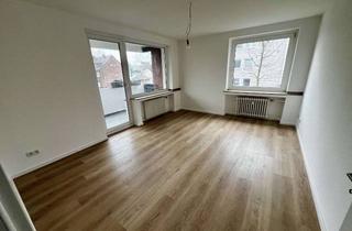 Wohnung mieten in Hügelstraße 15, 40589 Holthausen, Komplett modernisierte 4-Zimmer-Wohnung mit Balkon im 1. OG in Düsseldorf-Holthausen