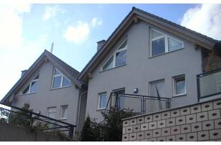 Wohnung mieten in Krofdorfer Straße 23a, 35452 Heuchelheim, 4-Zimmer Dachwohnung für Lebhaber von schönem Holz