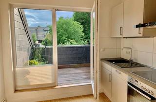 Wohnung mieten in 31137 Hildesheim, Traumhafte 4-Zimmer DG-Wohnung mit ausgebautem Spitzboden und Dachterrasse