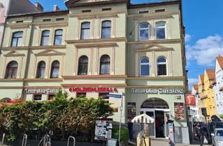 Wohnung mieten in Steinweg 34, 06110 Halle, Reserviert - Zentrale 3 Zimmer, Küche, Bad, WG-geeignet