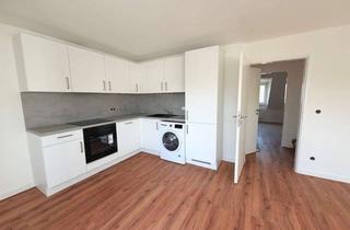 Wohnung mieten in 51147 Wahnheide, Erstbezug nach Sanierung - Moderne 2-Zimmer Whg. mit Balkon und Einbauküche