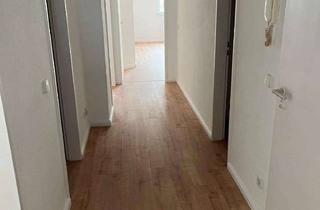 Wohnung mieten in Kösenerstrasse 38, 06618 Naumburg, Renovierte 3 Zimmerwohnung mit Badewanne und Dusche