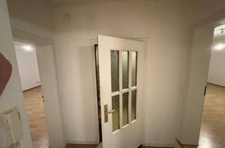 Wohnung mieten in Bruckner Allee 156, 41236 Rheydt, Hochpaterre 2,5 Zimmer. Wohnen im Ruhigem Umfeld in MG 41236