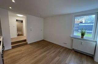 Wohnung mieten in 42551 Velbert, Kleine Oase mit Terrasse und Gartenmitbenutzung! Vollständig renoviertes Apartment im Hinterhaus