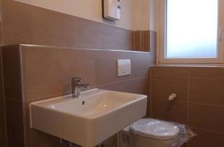 Wohnung mieten in Einigkeitstr. 45, 45133 Bredeney, Modernisierte 3-Zi.-Whg. mit großem Balkon im schönen Essen-Bredeney zu vermieten!