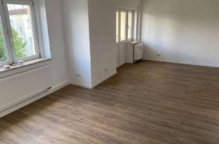 Wohnung mieten in Uhlstraße, 07548 Gera, Komplett renovierte 5-Zimmer-Wohnung mit 2 Balkonen