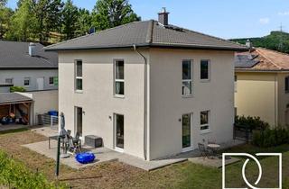 Villa kaufen in 97483 Eltmann, Baujahr 2017! Energieeffiziente Stadtvilla mit schönem Garten und hochwertiger Ausstattung