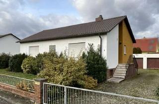 Haus kaufen in 67141 Neuhofen, Bungalow in guter Lage auf großem Grundstück mit geräumiger Garage