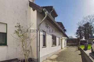 Haus kaufen in 52249 Eschweiler, Teilvermietetes Doppelhaus mit Garten und zwei Stellplätzen - Hastenrath