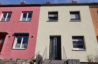 Haus kaufen in 38112 Braunschweig, Saniertes RMH mit Keller und schönem Garten + für Singles u. Paare ++