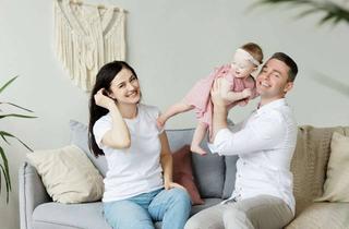 Haus kaufen in 04463 Großpösna, RAUS AUS DER TÜR, REIN INS GRÜNE UM ZUM SEE